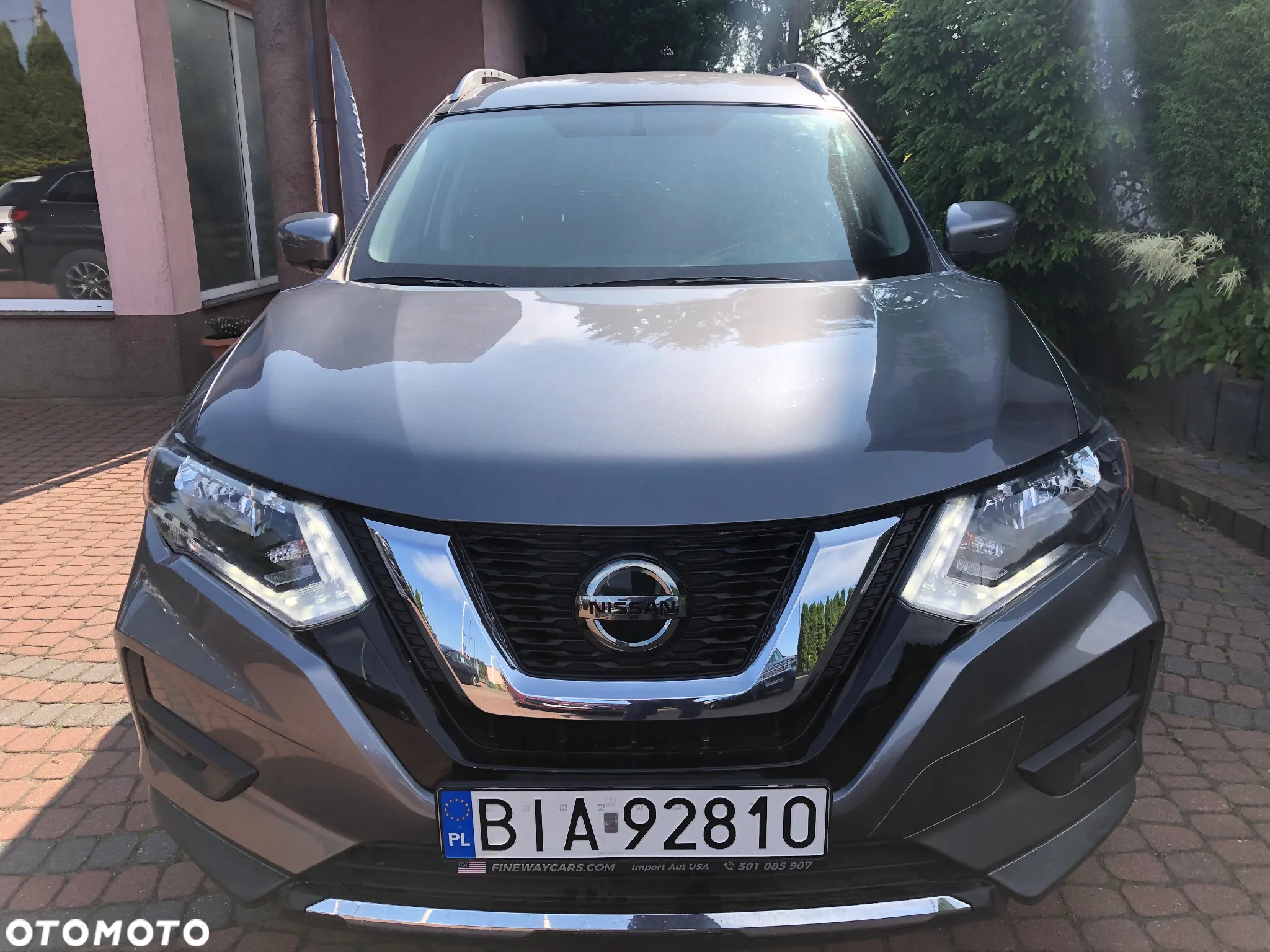 Nissan Rogue - 4