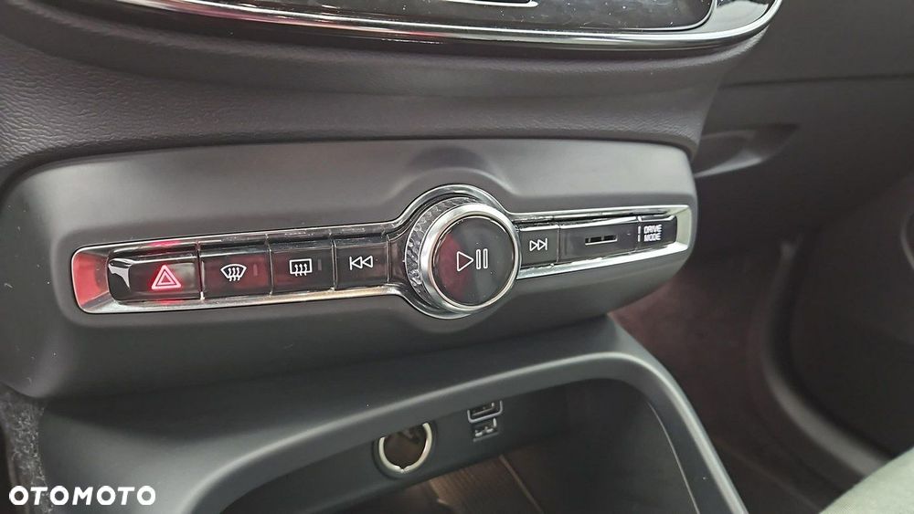 Volvo XC 40 - 19