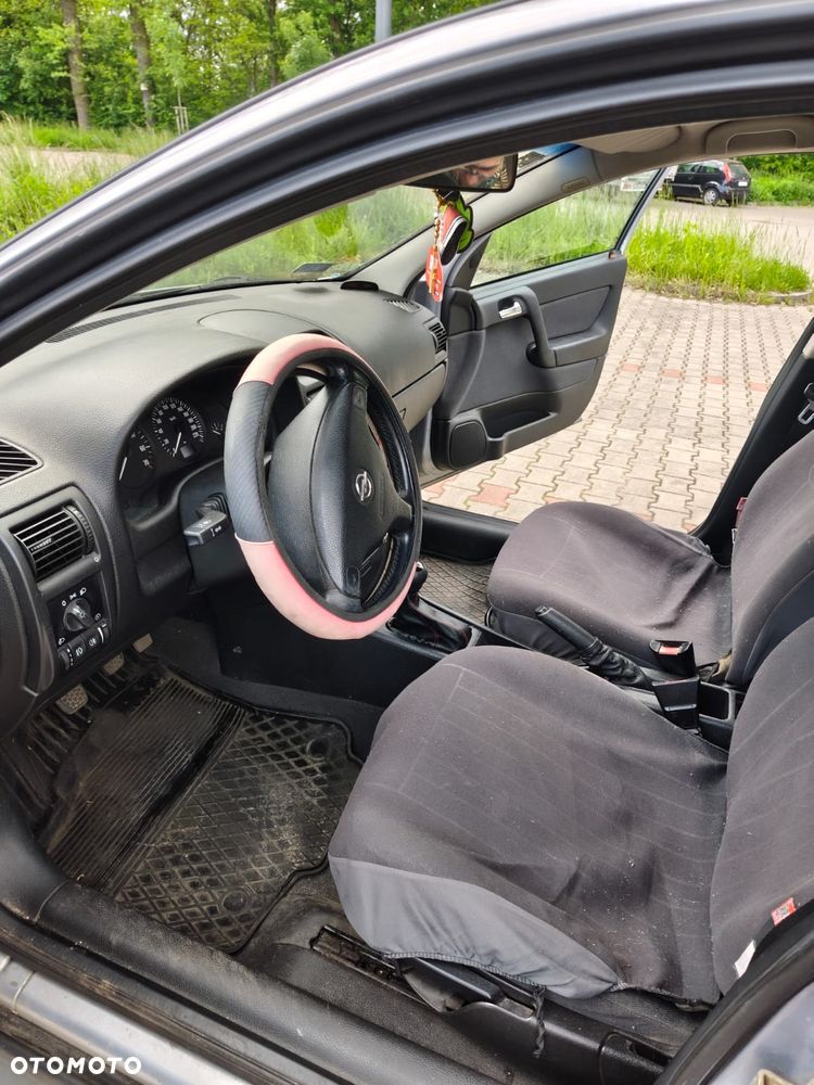 Opel Astra - 17