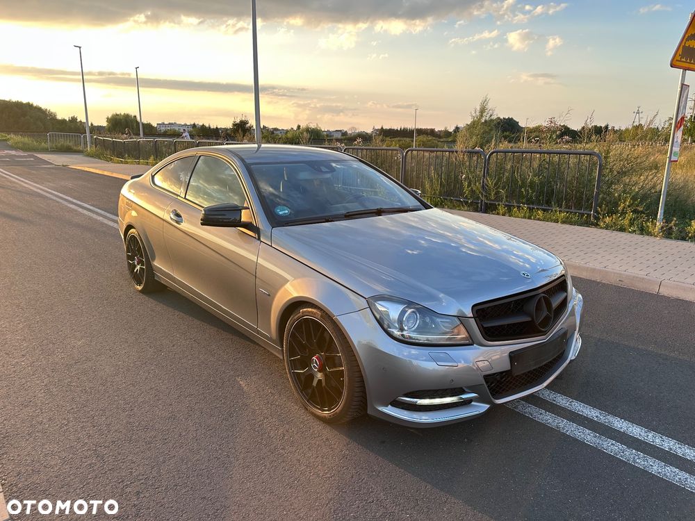 Mercedes-Benz Klasa C 220 CDI DPF Automatik Avantgarde - 1