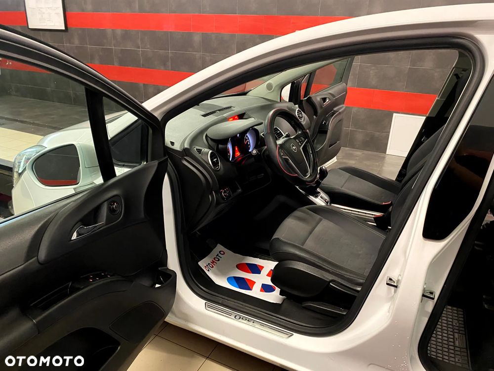 Opel Meriva 1.4 T Cosmo S&S - 15