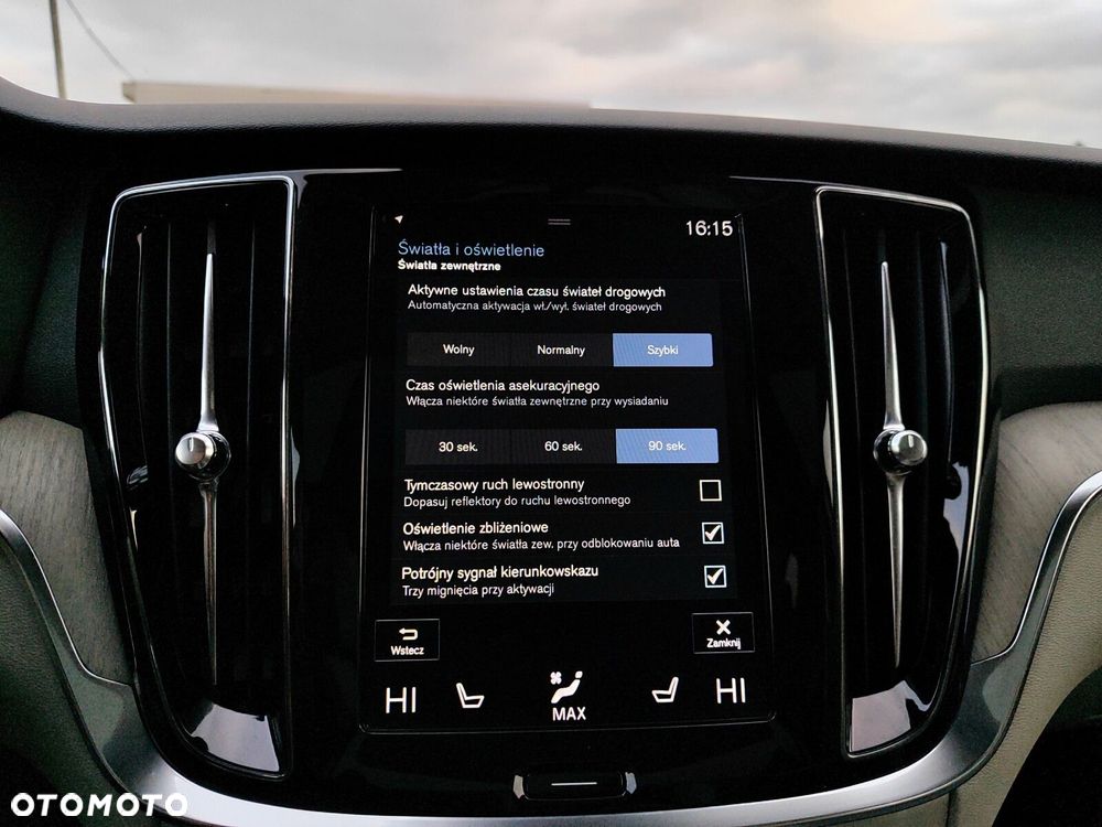 Volvo V60 Cross Country Pro D4 AWD - 35