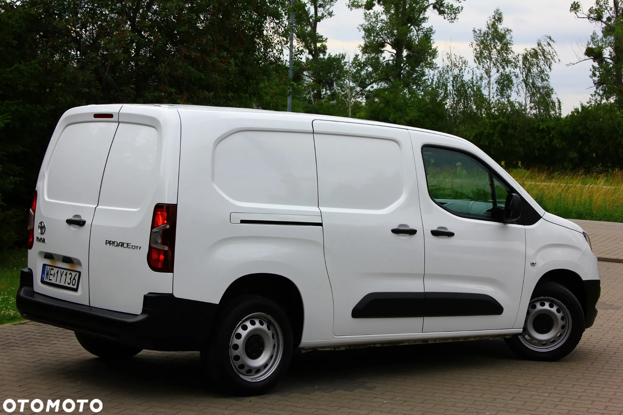 Toyota Proace City 1.5D-4D 102KM LONG L2  3 Osobowy Blaszak - 10