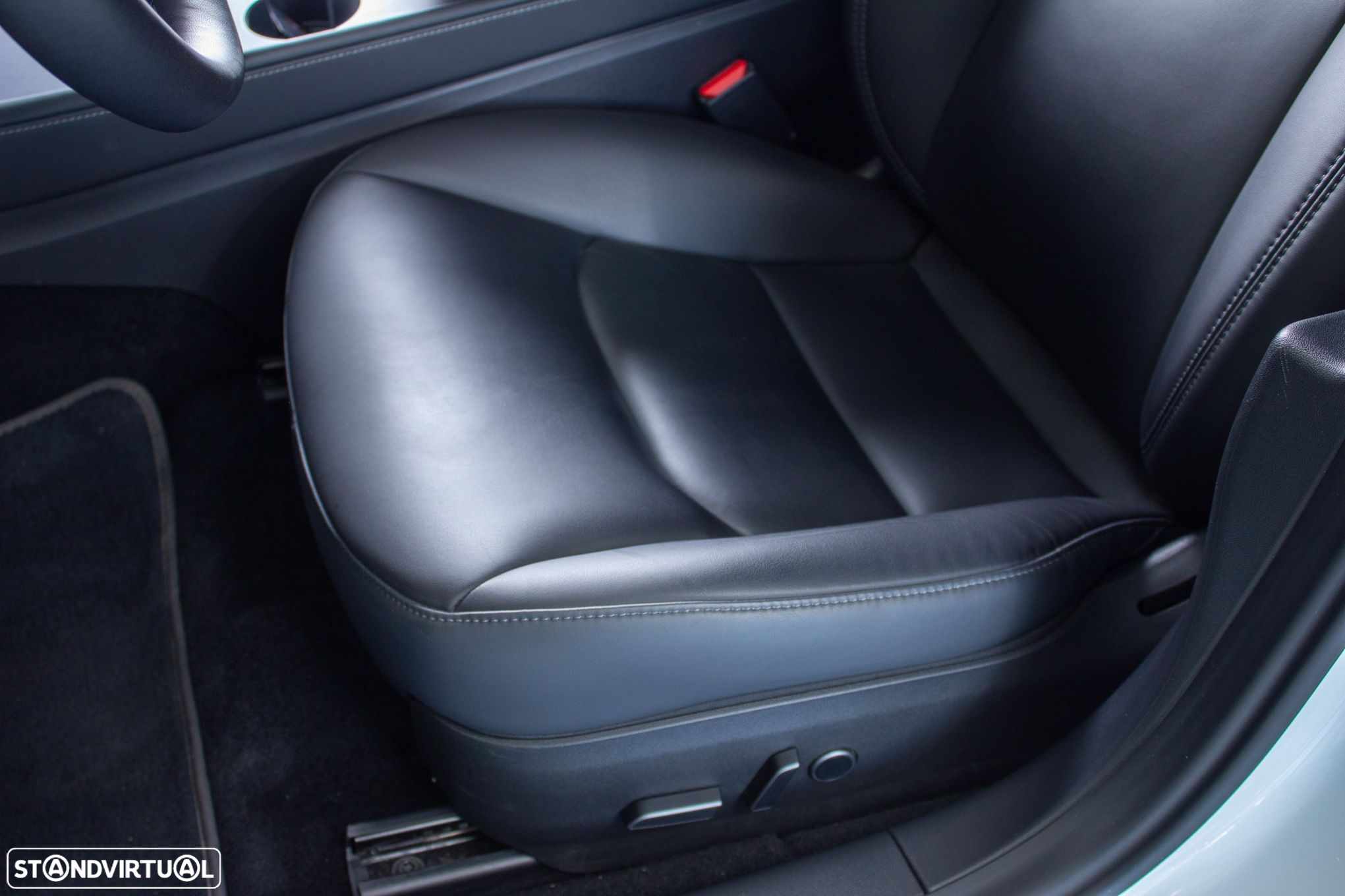 Tesla Model 3 Performance Dual Motor AWD - 18