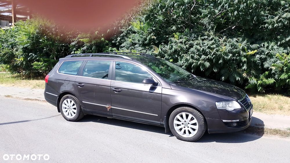 Volkswagen Passat 2.0 TDI DPF Highline - 10