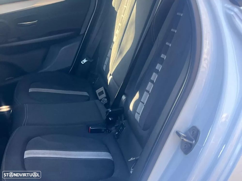 BMW 216 Active Tourer d Line Sport Auto - 20