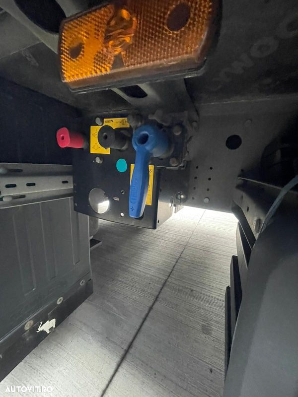 Schmitz Cargobull Varios - 9