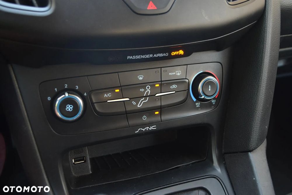 Ford Focus - 13