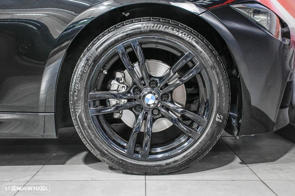 BMW 320 d Auto Pack M - 14
