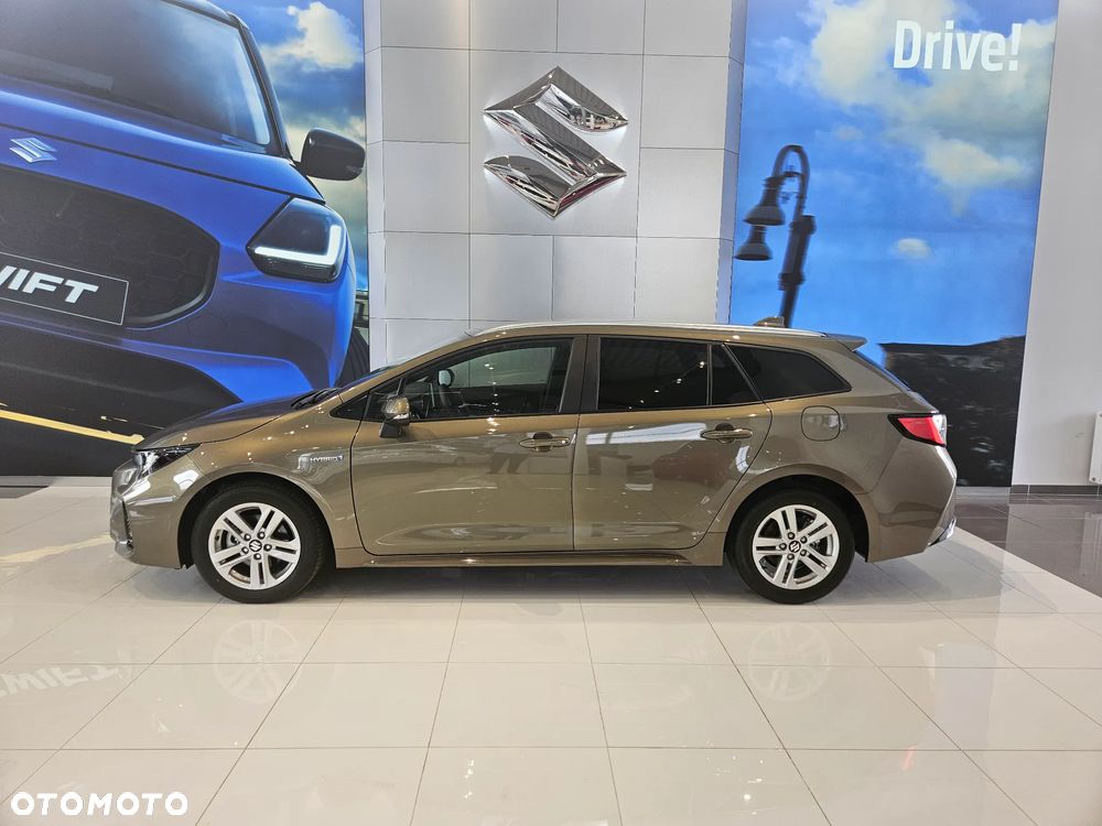 Suzuki Swace 1.8 Hybrid Premium Plus CVT - 2