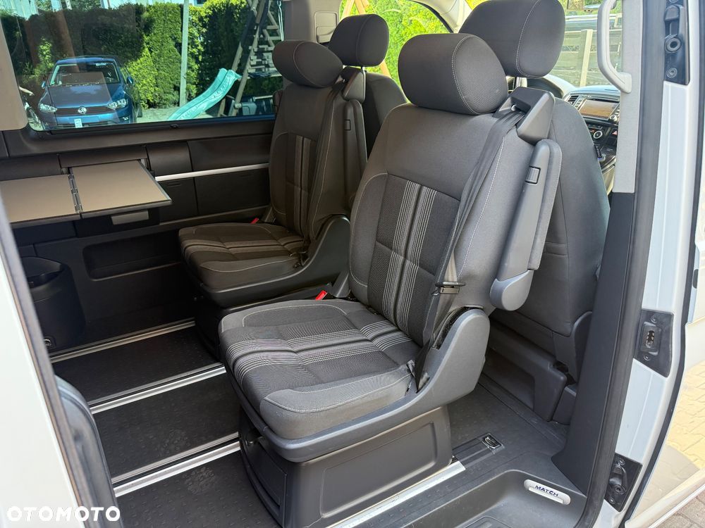 Volkswagen Multivan - 31