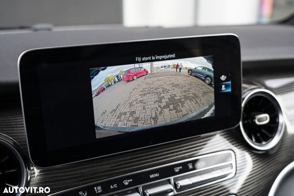 Mercedes-Benz V - 32