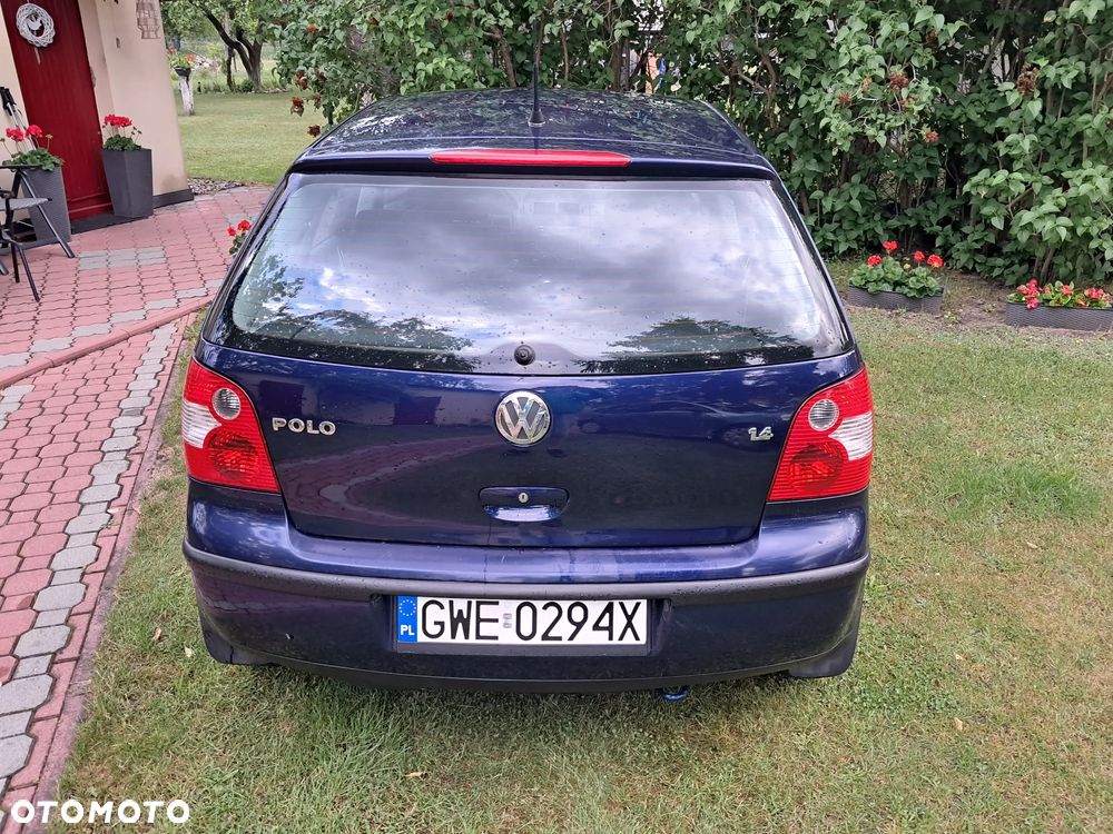 Volkswagen Polo 1.4 16V Comfortline - 5
