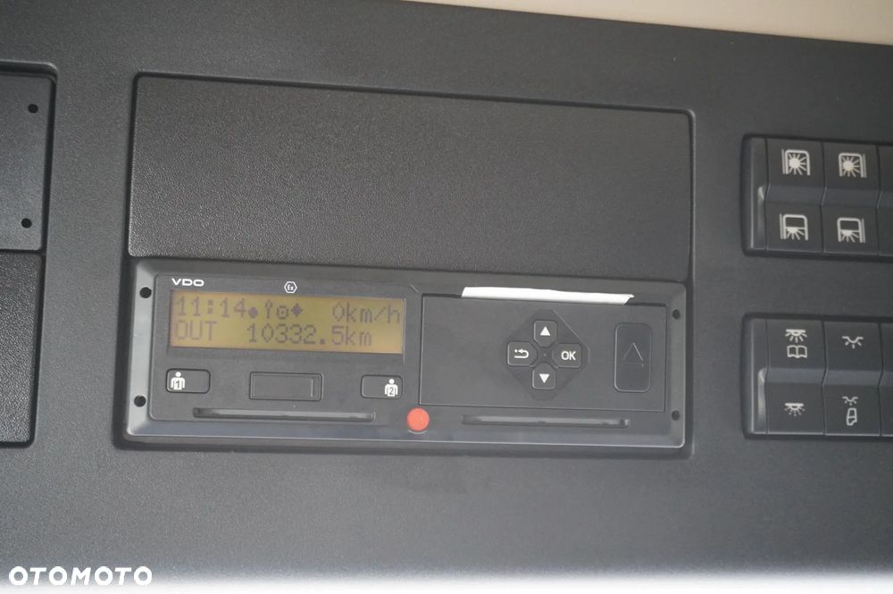 Mercedes-Benz Actros 2540 6x2 / 10 tys. km!!! / Kabina 5 siedzeń! / BDF - 2