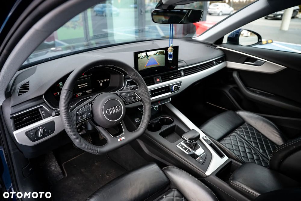 Audi A4 Limousine - 9