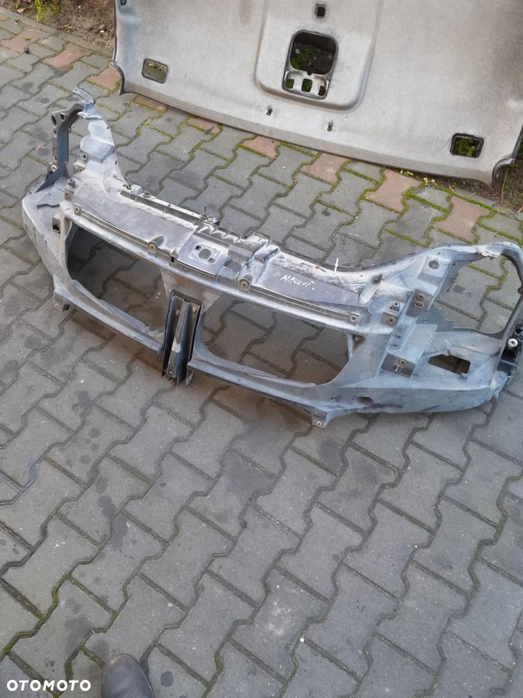 Wzmocnienie czołowe Renault Mascott