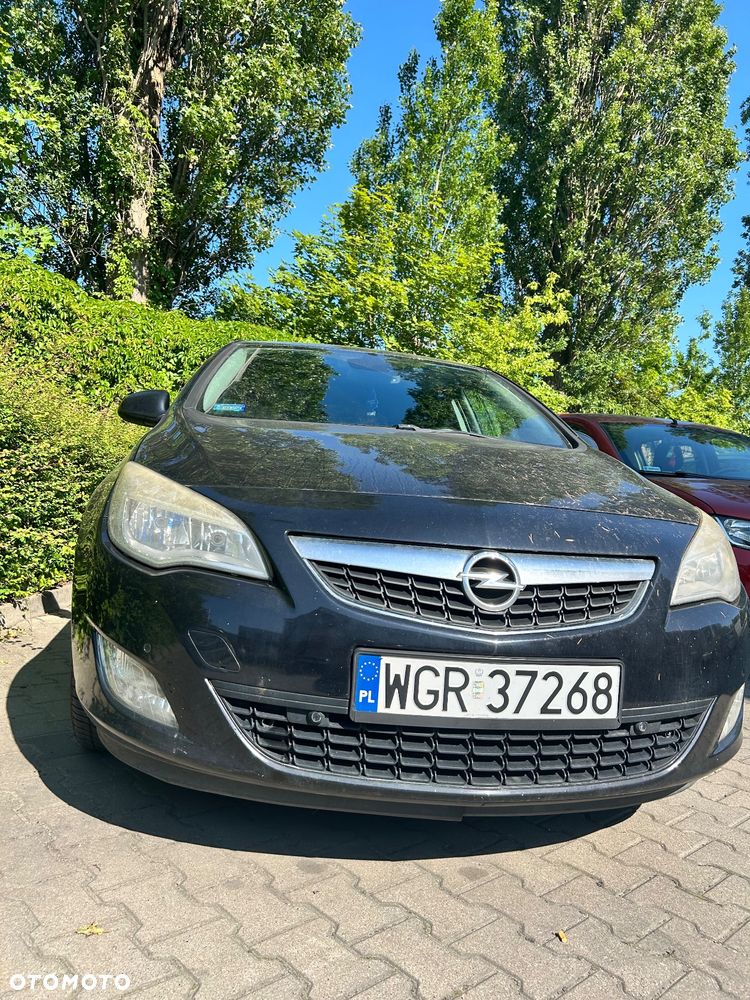 Opel Astra IV 1.7 CDTI Cosmo - 3