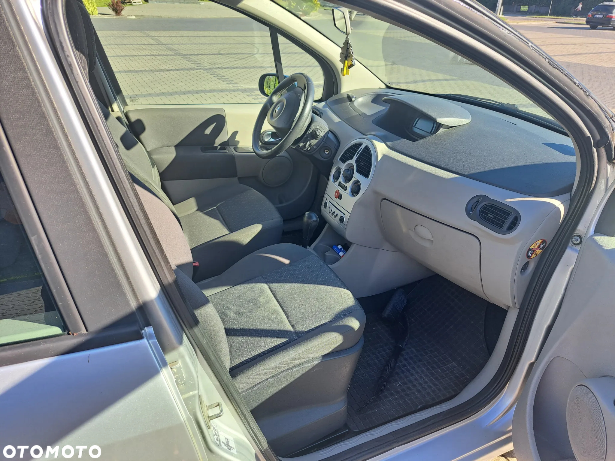 Renault Modus - 13