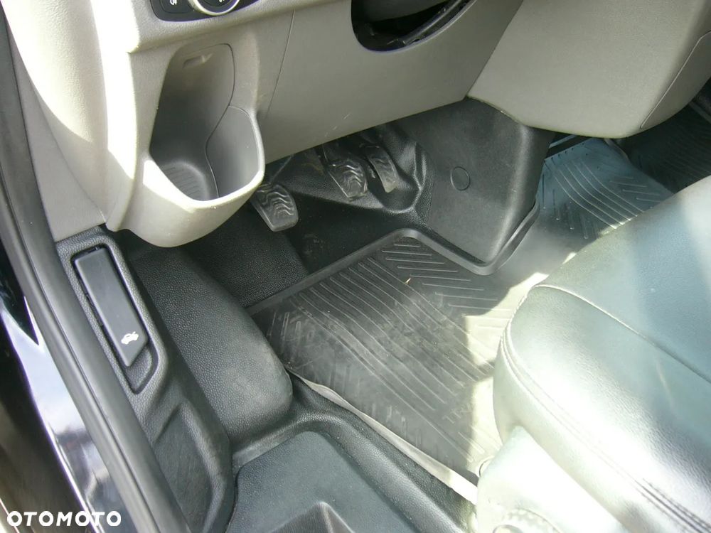 Ford Transit Custom LONG 2.0 tdci 130 Ps NOWY ROZRZĄD , FAKTURA VAT - 16