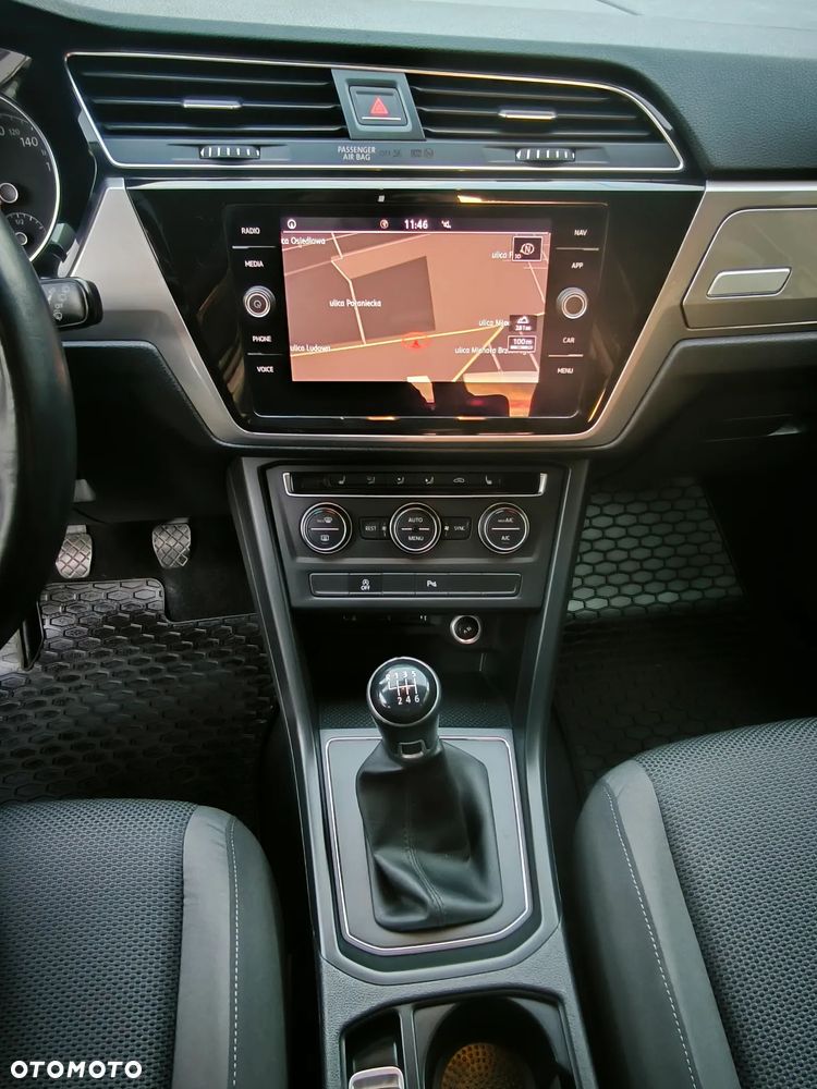 Volkswagen Touran 1.6 TDI BMT SCR Comfortline - 20