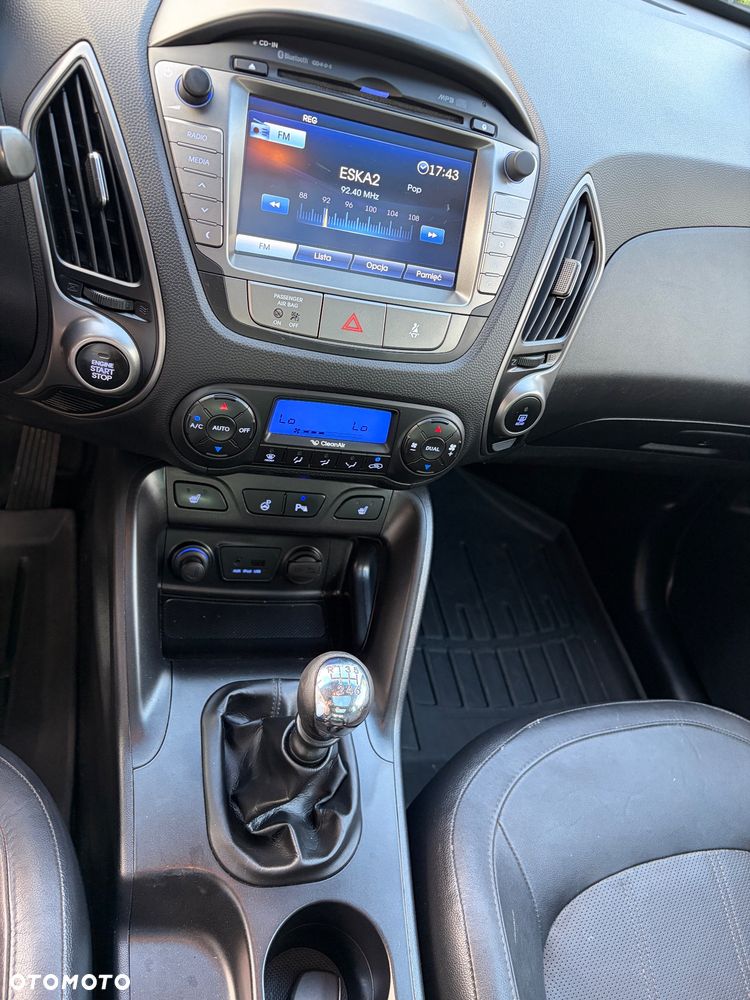 Hyundai ix35 2.0 CRDi Premium 4WD - 18