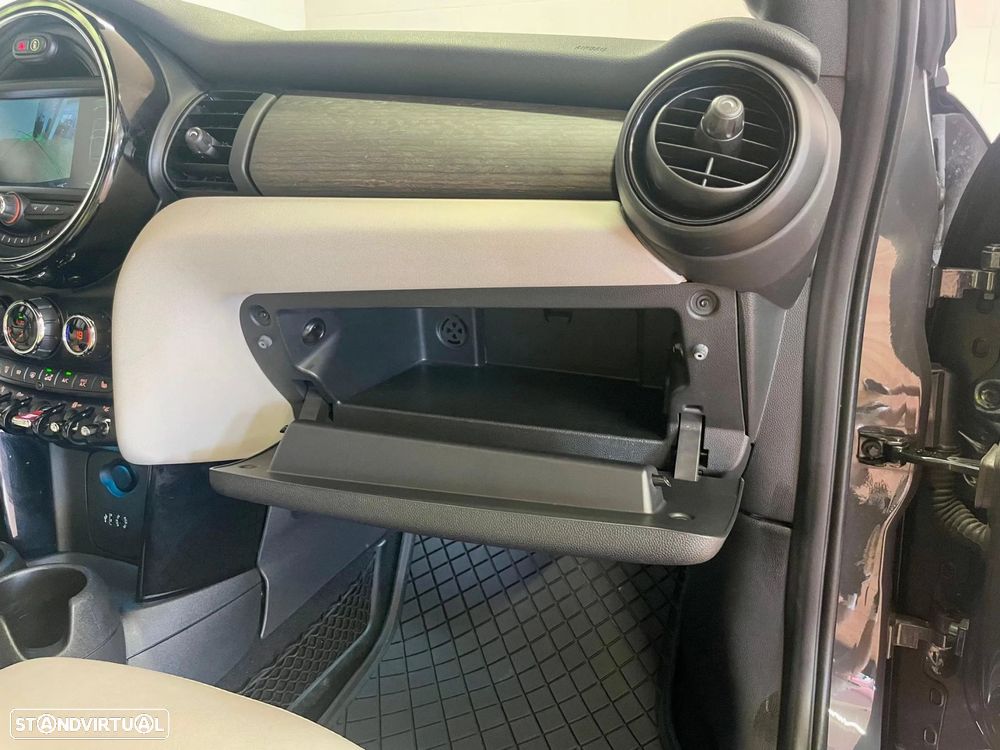 MINI Cabrio John Cooper Works Aut. - 41