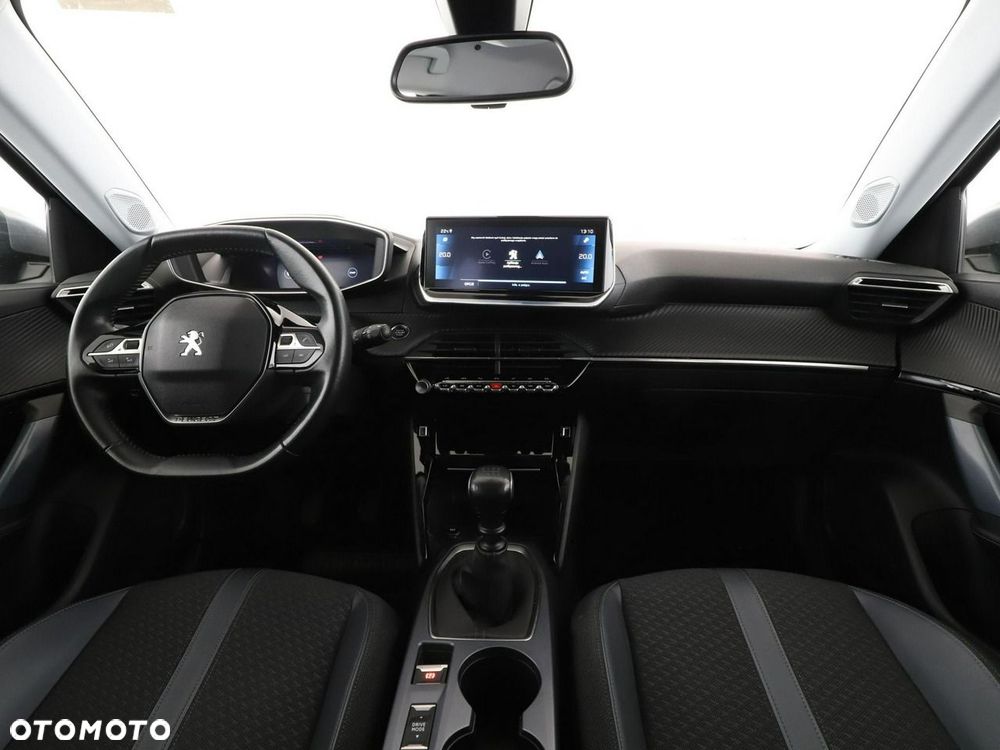 Peugeot 2008 1.2 PureTech Allure S&S - 16