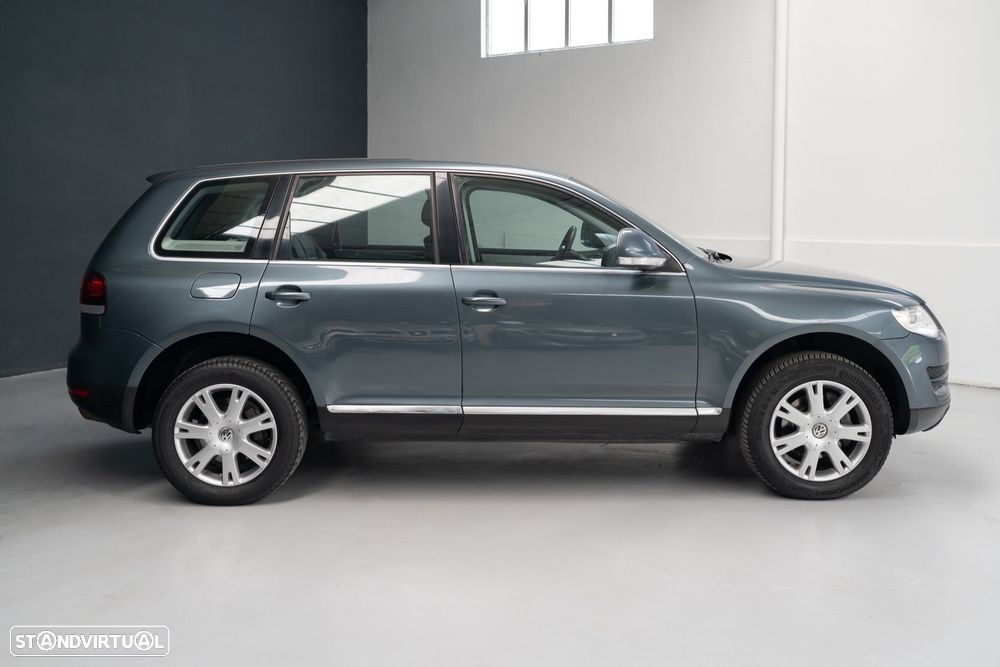 VW Touareg 3.0 TDI V6 Tiptronic - 9