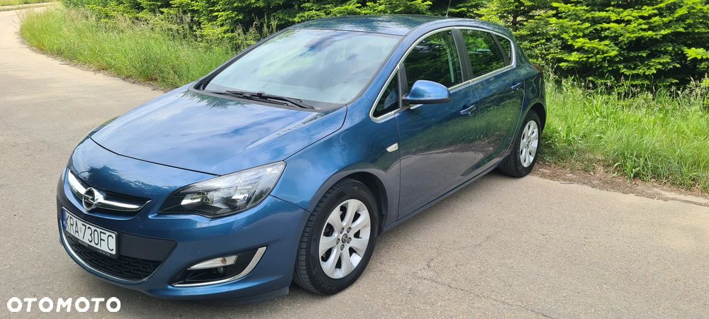 Opel Astra 1.4 T Cosmo - 2
