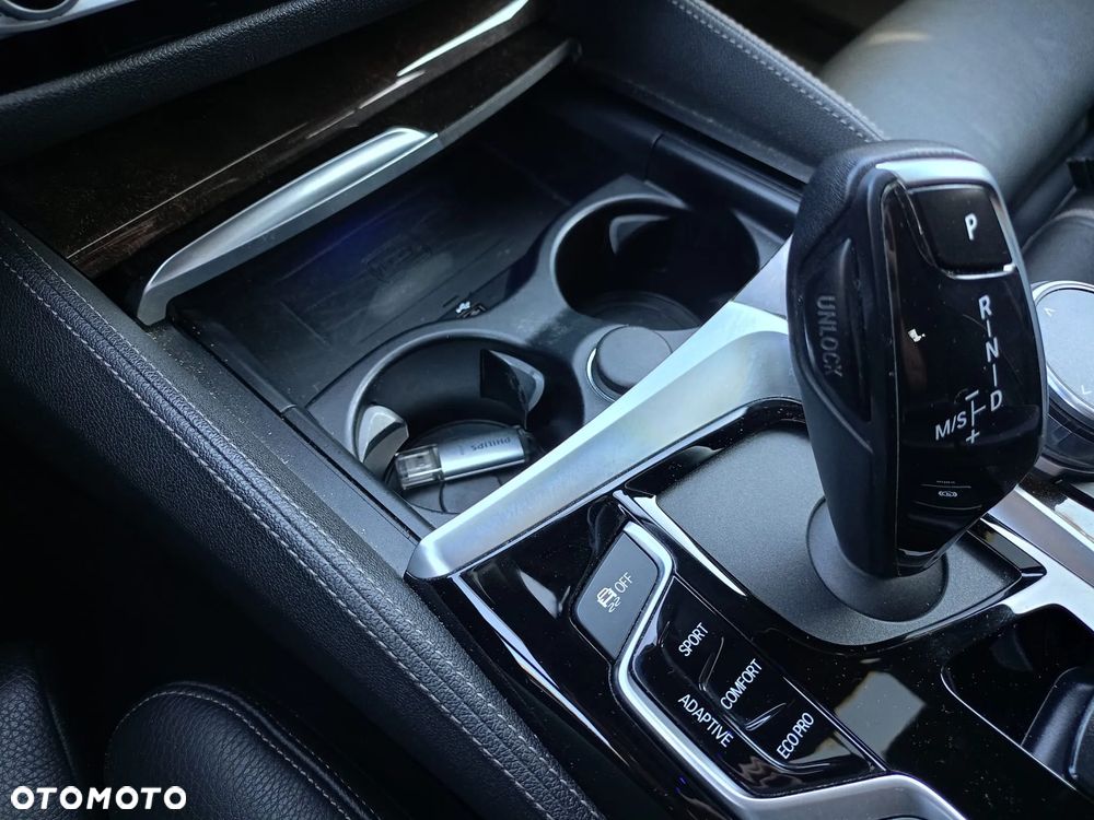 BMW Seria 5 530d xDrive Sport - 21