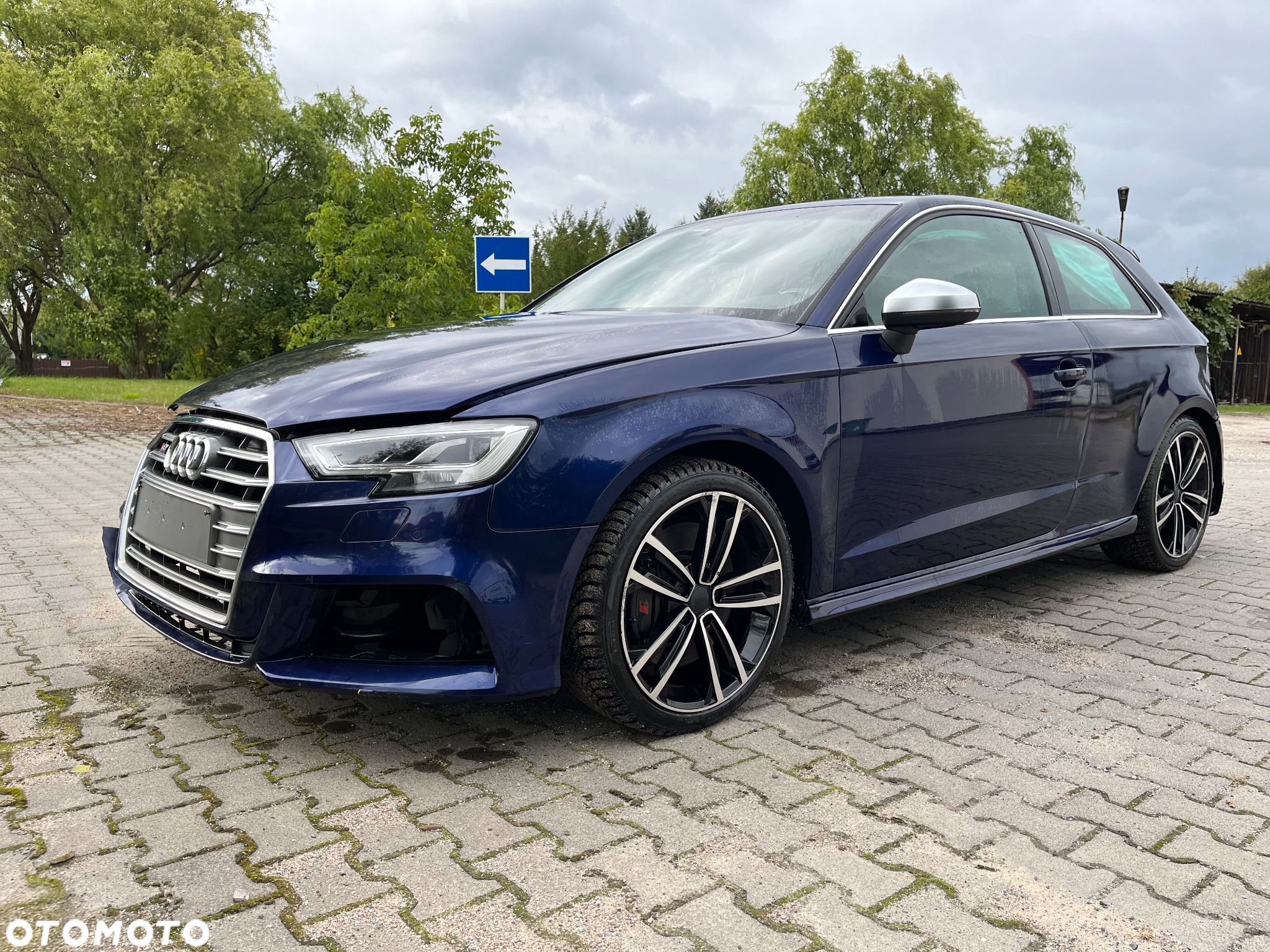 Audi S3 S tronic - 1