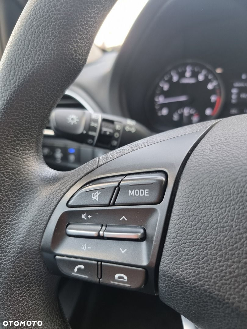 Hyundai i30 1.5 DPI Classic + - 32