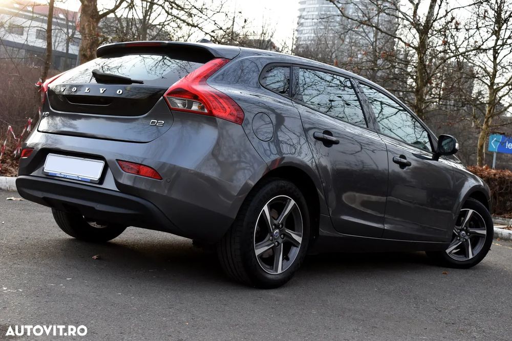 Volvo V40 D2 - 4