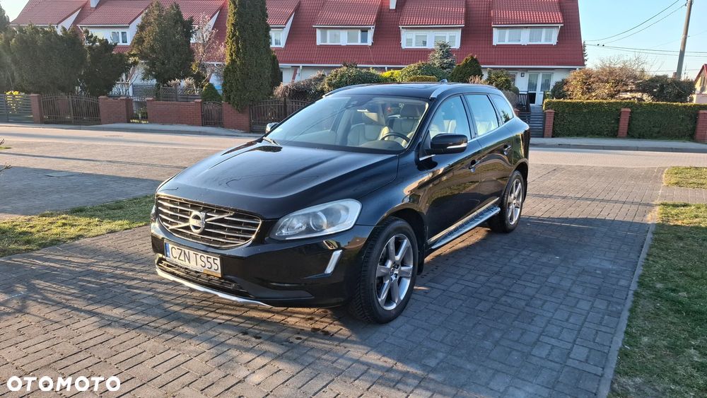 Volvo XC 60 D5 AWD Momentum - 1