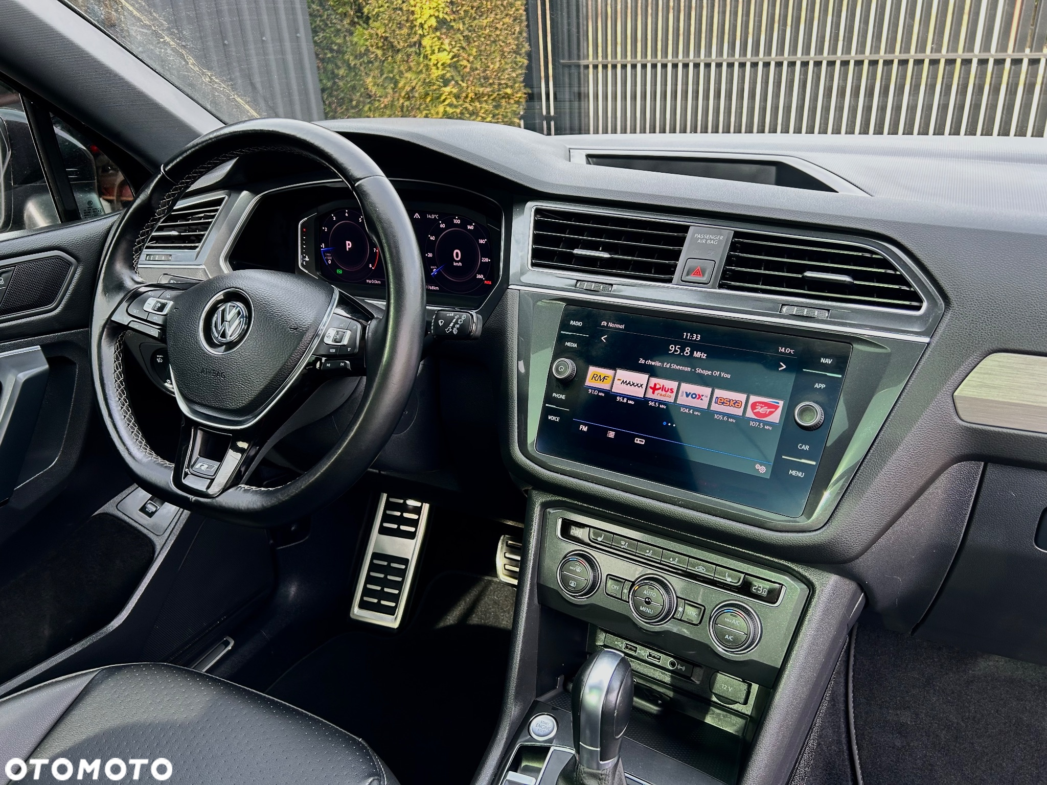 Volkswagen Tiguan 2.0 TSI 4Mot R-Line DSG - 32