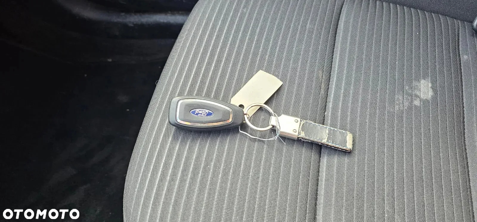 Ford Kuga 2.5 Duratec FHEV ACTIVE - 12