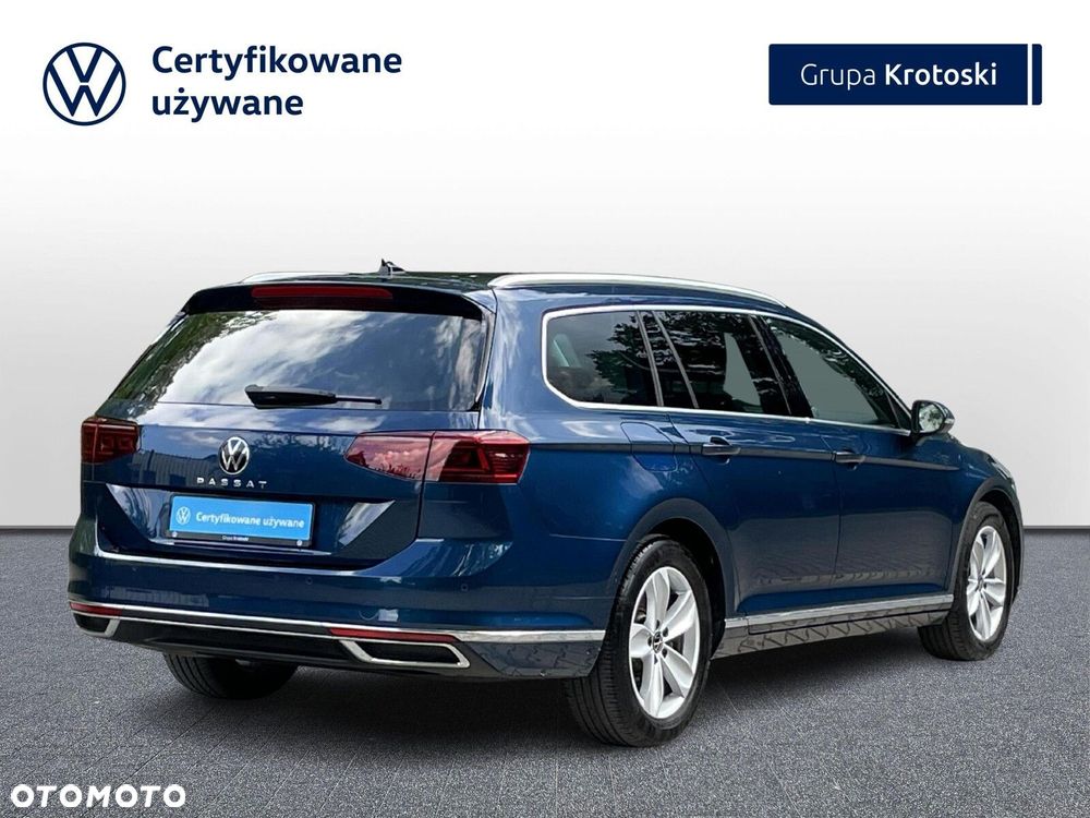 Volkswagen Passat 2.0 TDI Elegance DSG - 8