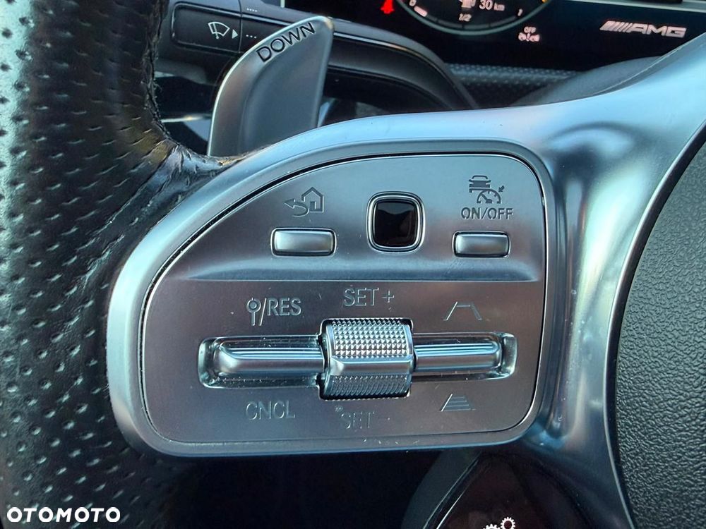 Mercedes-Benz CLA AMG 35 4Matic B AMG Speedshift 7G-DCT - 11