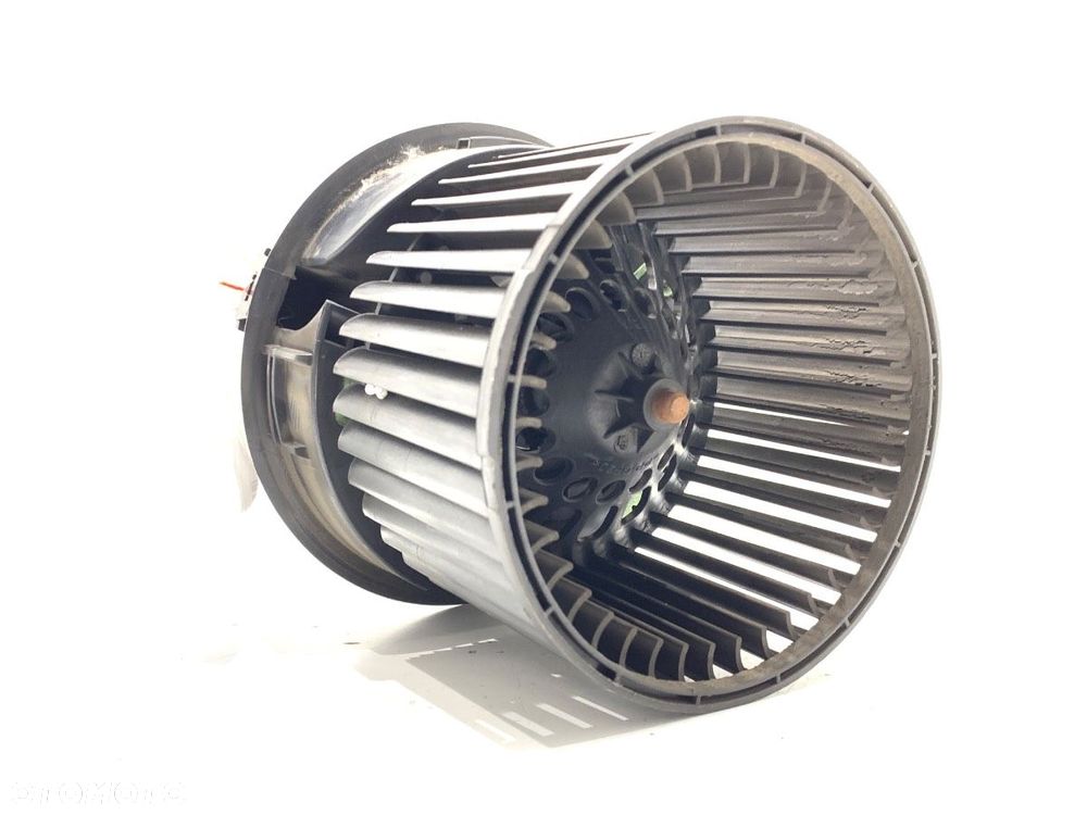 DMUCHAWA NAWIEWU  DACIA SANDERO II 2012 - 2022 1.0 SCe 75 54 kW [73 KM] benzyna 2016 - 2022 N109038B - 1