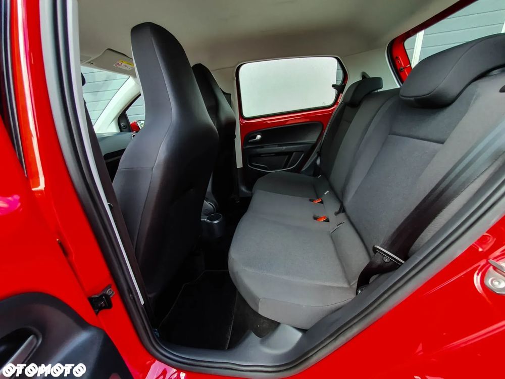 Volkswagen up! - 25