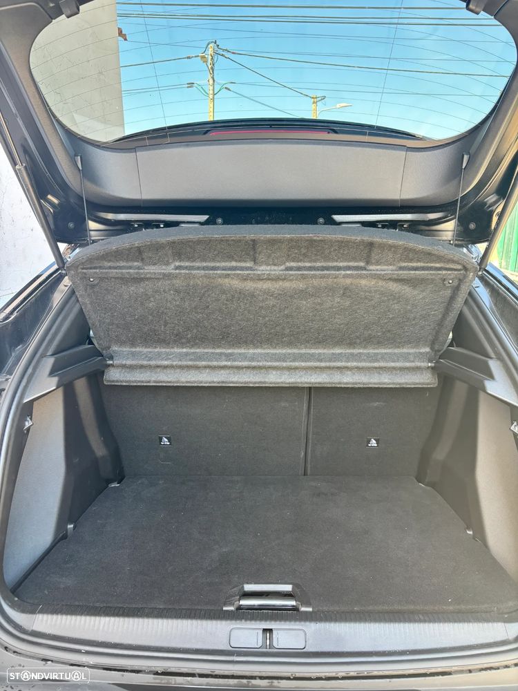 Peugeot 2008 - 11