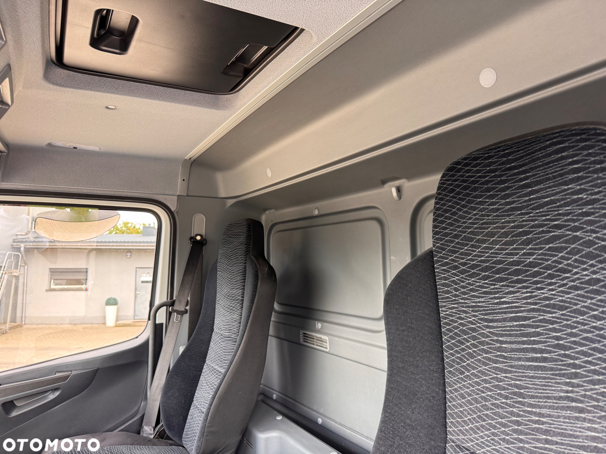 Mercedes-Benz ATEGO - 20