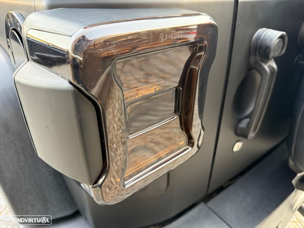 Jeep Wrangler 2.8 CRD ATX Sport - 9