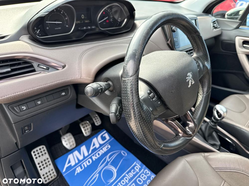 Peugeot 2008 1.6 e-HDi Allure S&S - 15