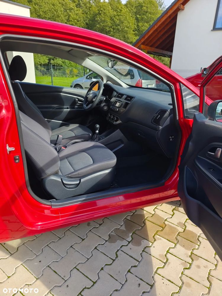Kia Rio - 19