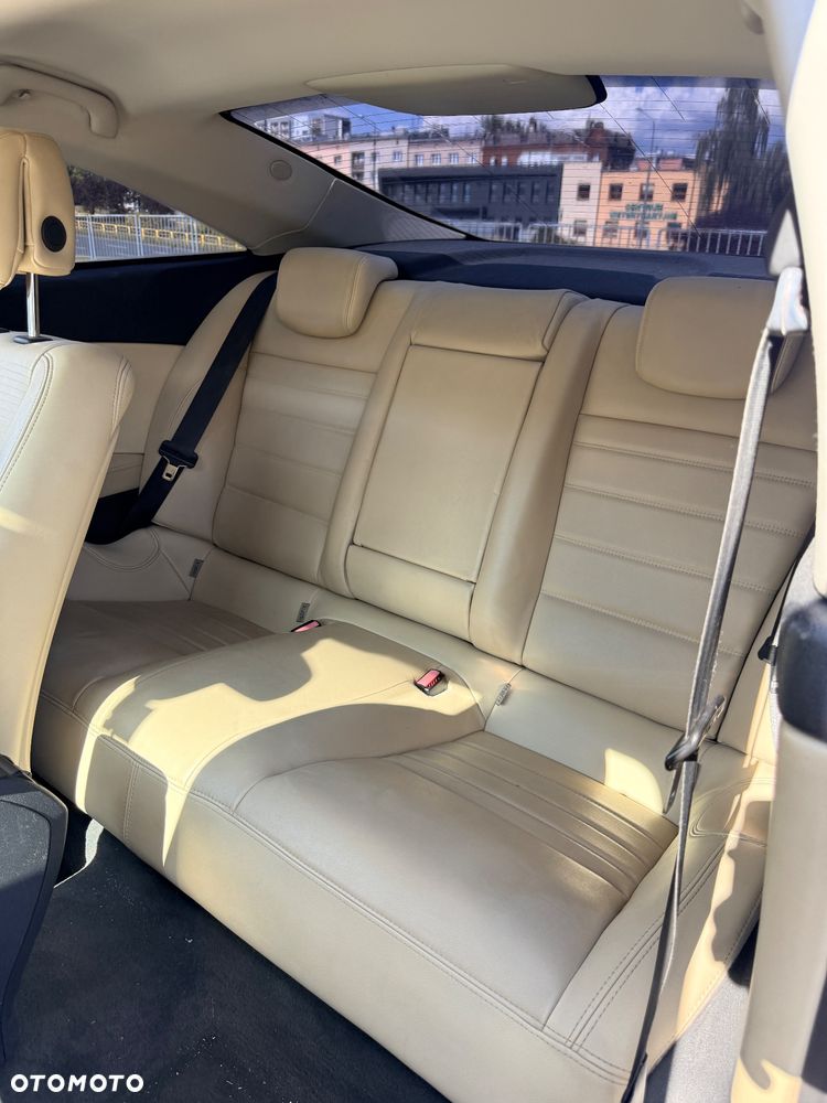 Renault Laguna 2.0 DCi Dynamique 4WS - 15