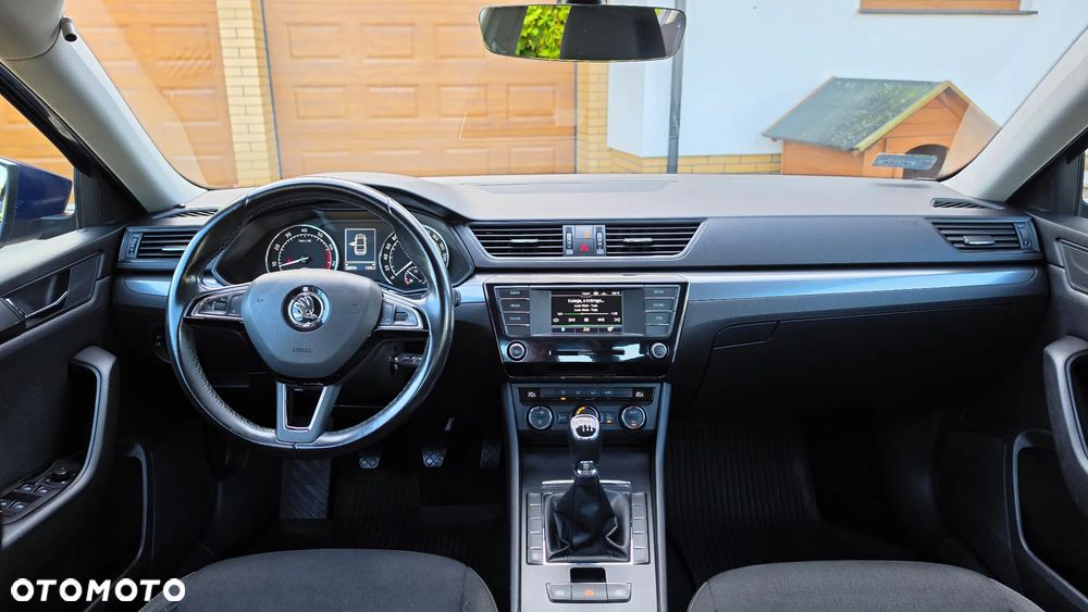 Skoda Superb 1.8 TSI Active - 6