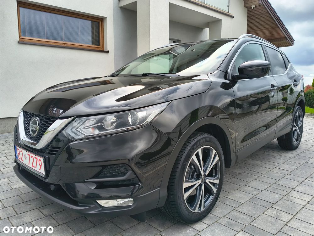 Nissan Qashqai 1.3 DIG-T N-Connecta EU6d - 17