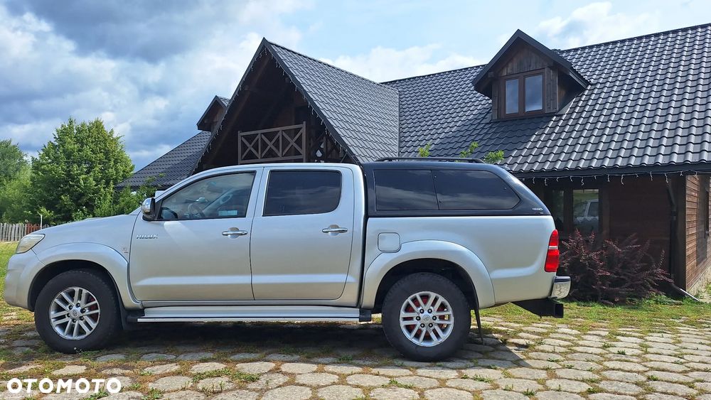 Toyota Hilux 3.0 D-4D Adventure - 1