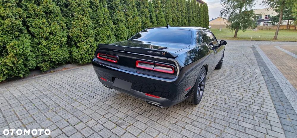 Dodge Challenger 6.4 Scat Pack - 23